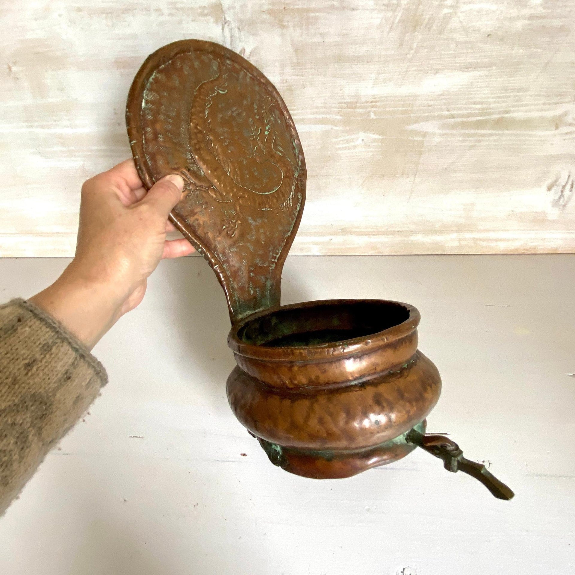 Antique aquamanile church wash basin hammered copper wash basin 18th century-Sweet Antik