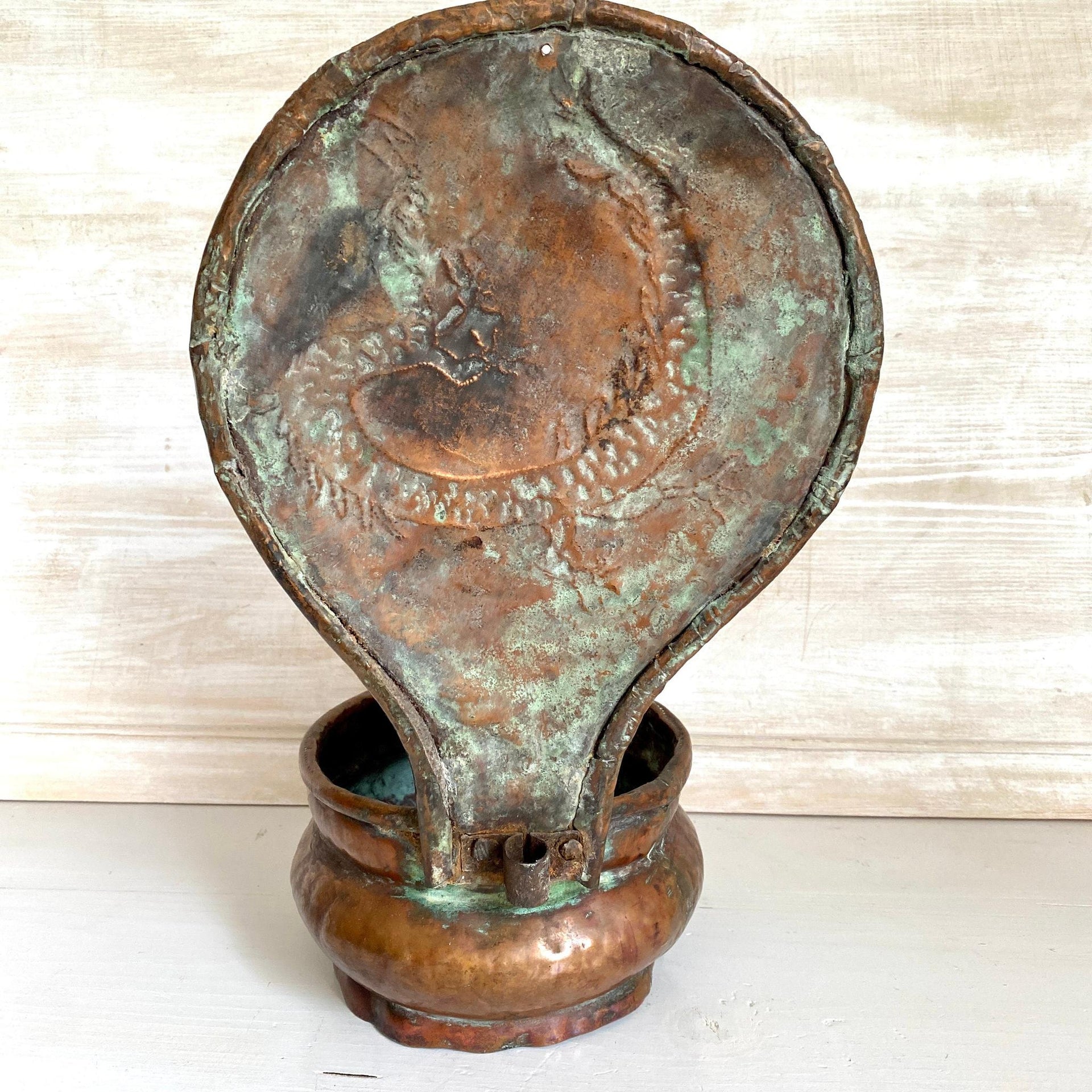 Antique aquamanile church wash basin hammered copper wash basin 18th century-Sweet Antik