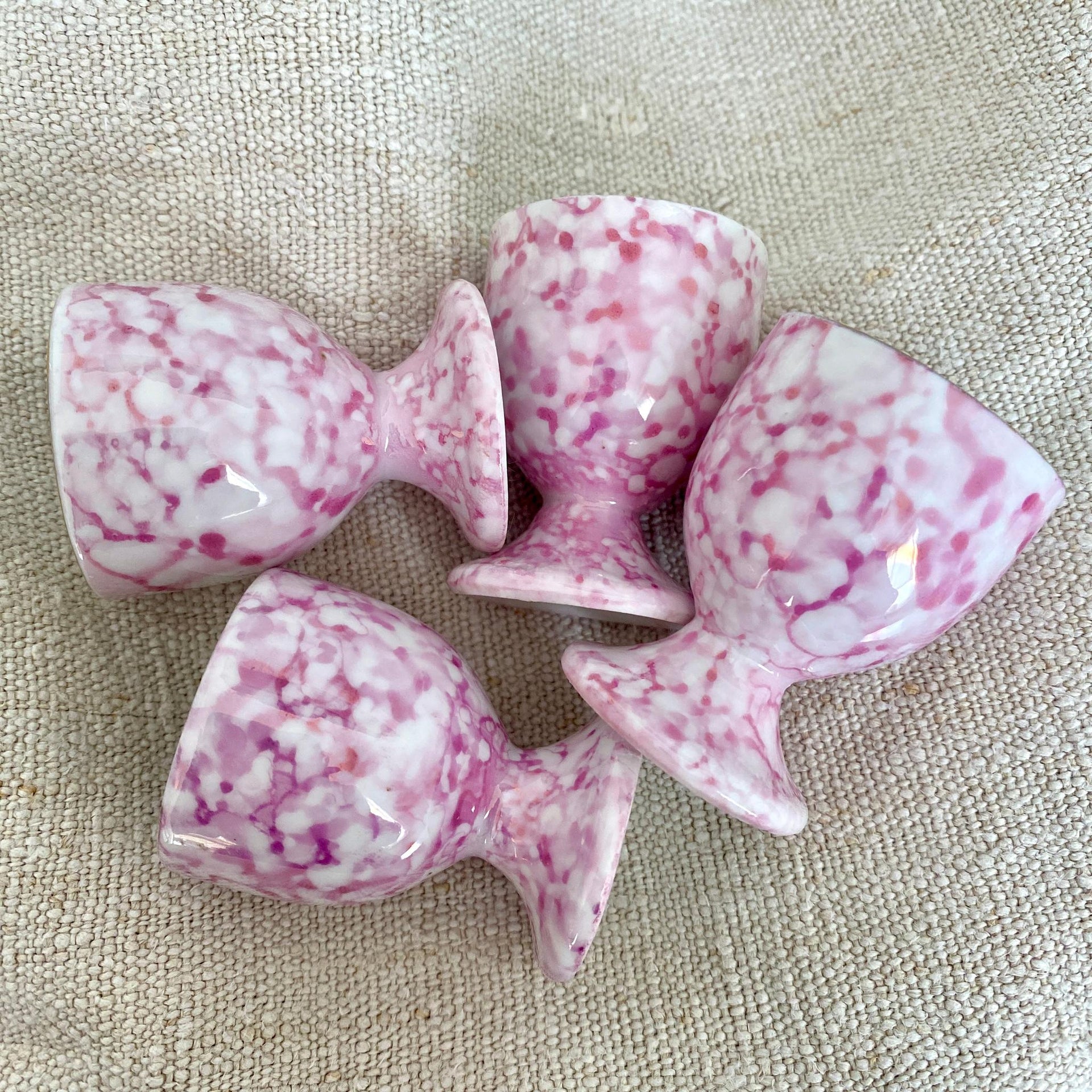 Antique porcelain egg cups 19th c. pink marble decor and gold rim, set of 4-Sweet Antik
