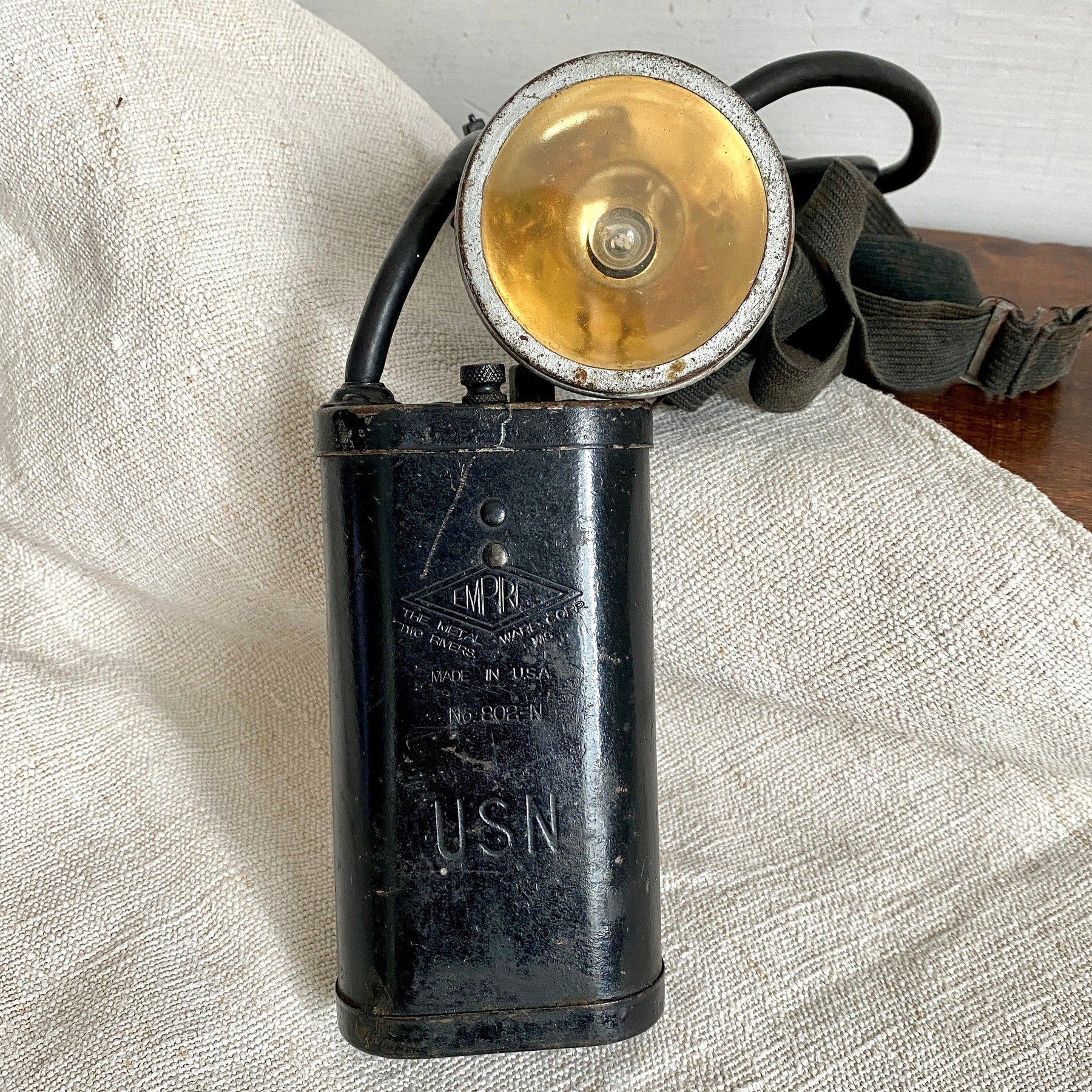 WWII US Navy headlamp Empire No. 802-N USN | SweetAntik