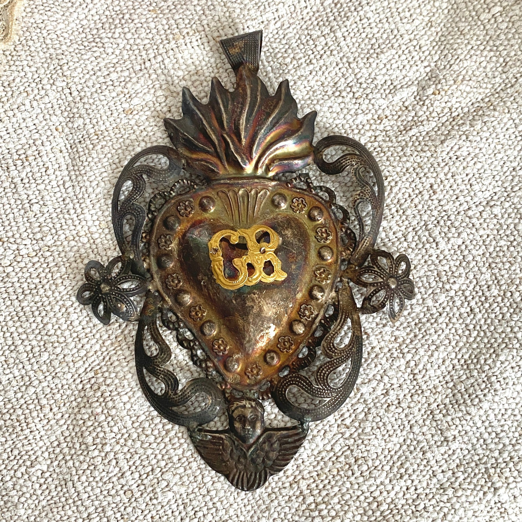 Antique large Italian Ex Voto silverplate sacred heart cherub angel | 0888-vintage-Ex Voto-Sweet Antik