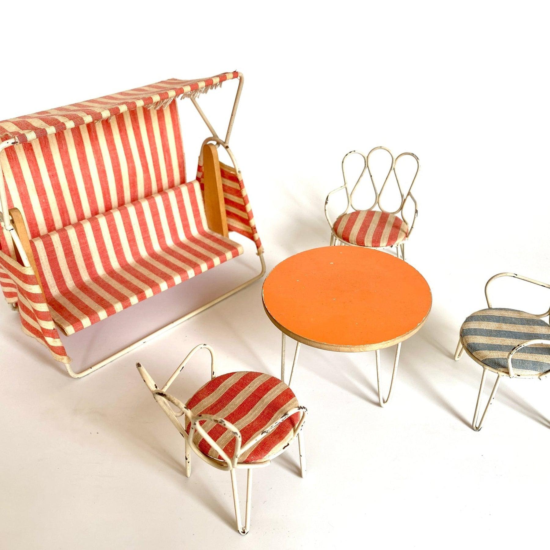 Dollhouse garden furniture deals