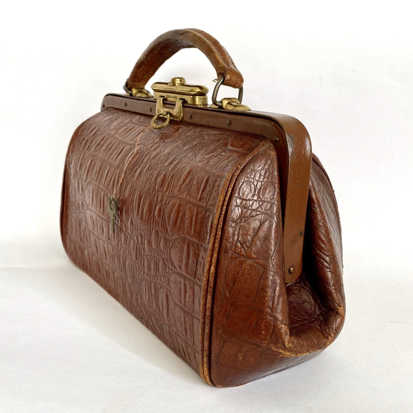Antique Gladstone bag crocodile leather 1890s-vintage-Handbag-SweetAntik
