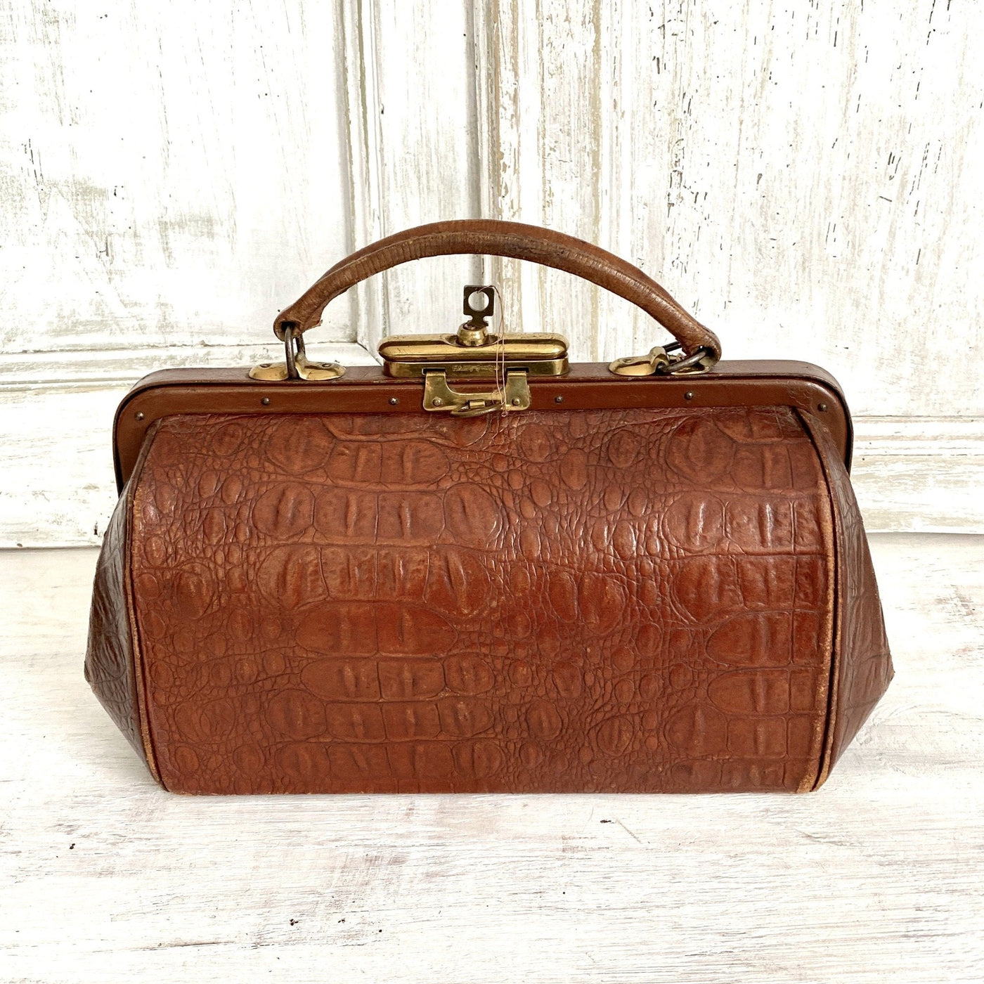 Antique Small Gladstone Bag Croc Leather, 1890s | SweetAntik