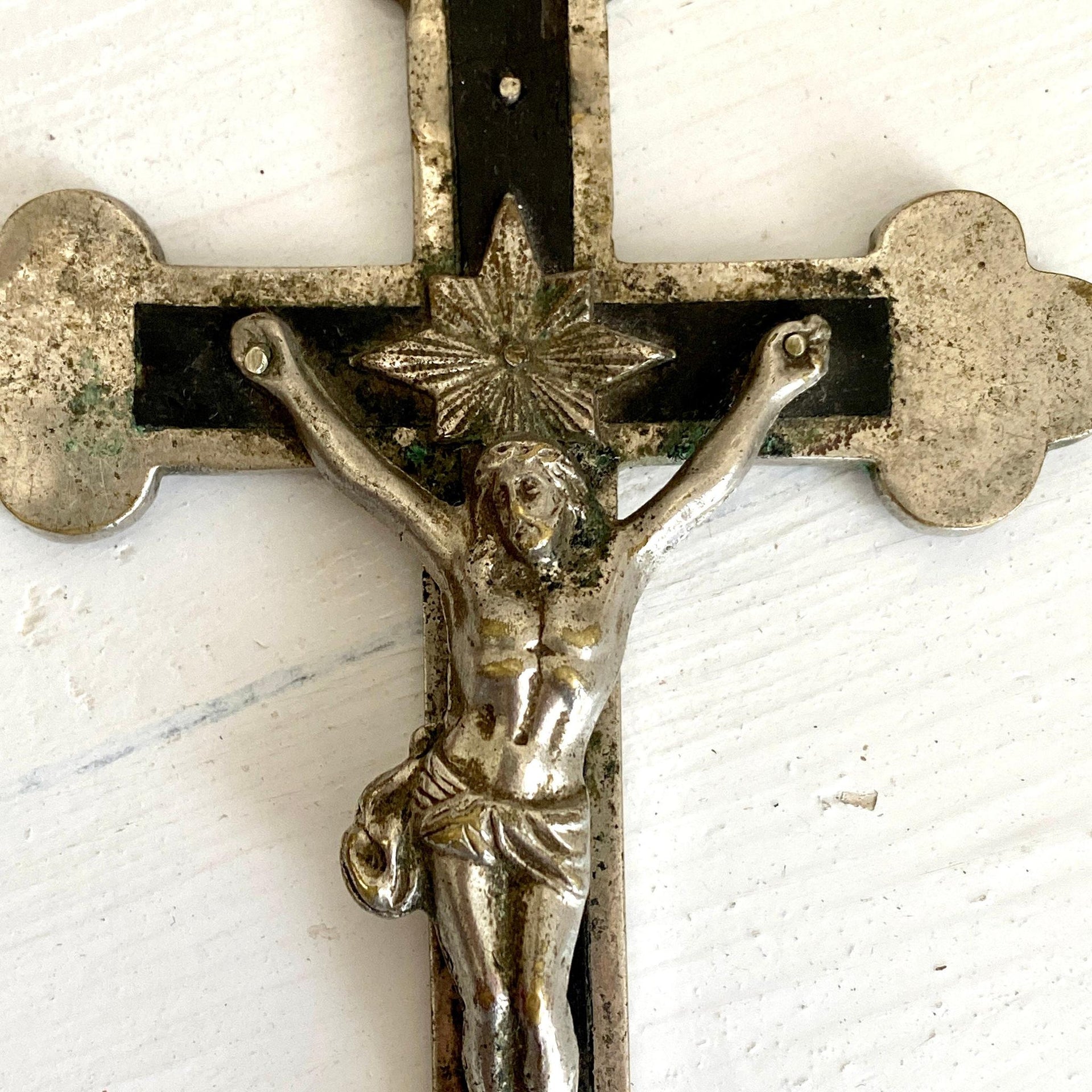 Brustkreuz Kreuz Antik Anhänger Kruzifix Metall Edelholz, um 1930