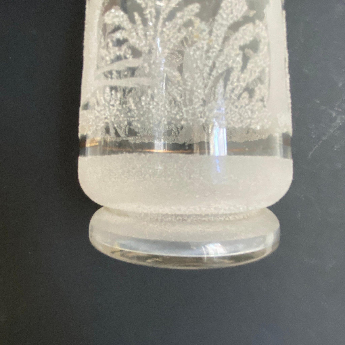 Dekanter Antik 19. Jh. Glas mundgeblasen Glasflasche Hirsch Jagd Motiv