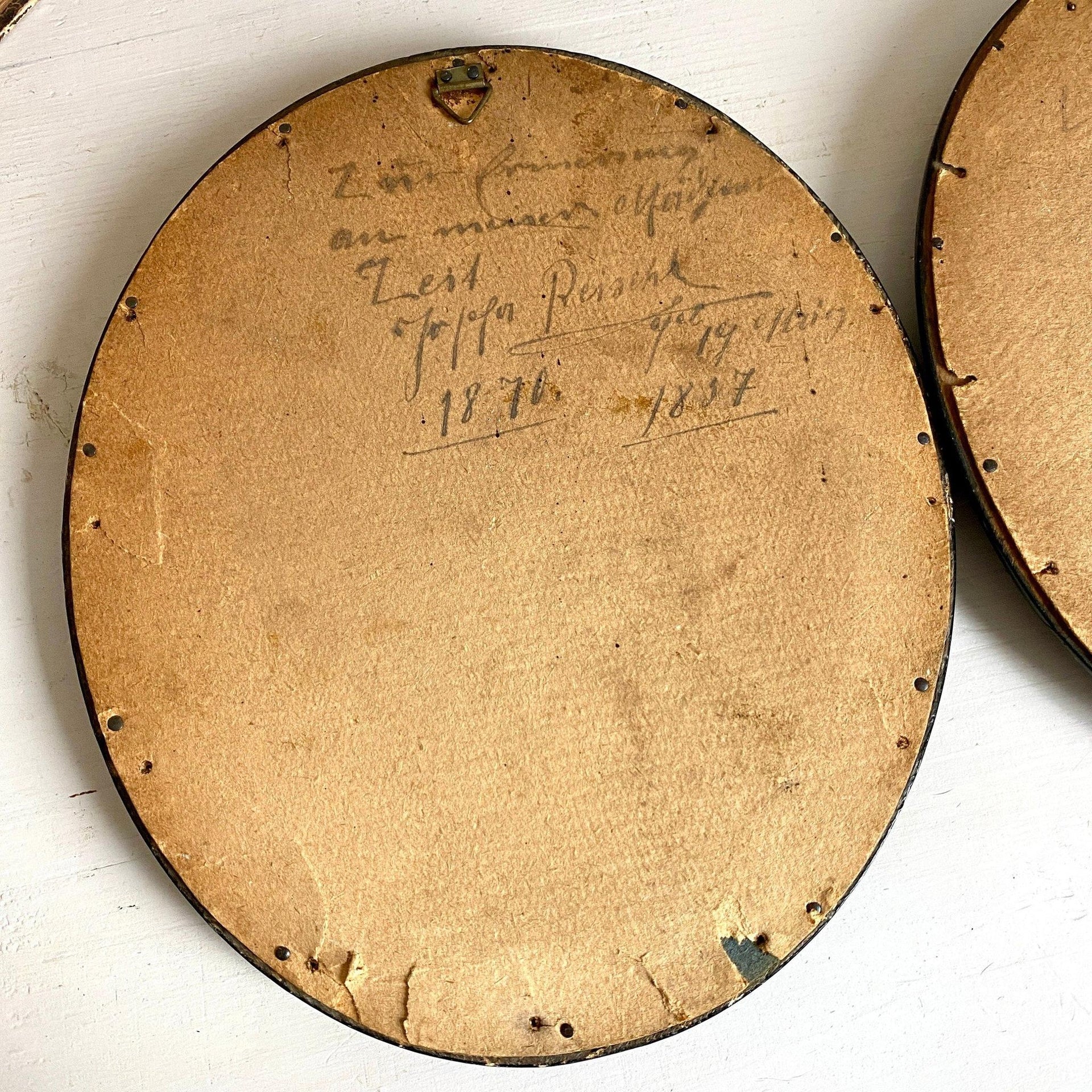 Ein Paar Bilderrahmen Holz Antik Oval aus 19. Jh. Biedermeier Porträt Fotos