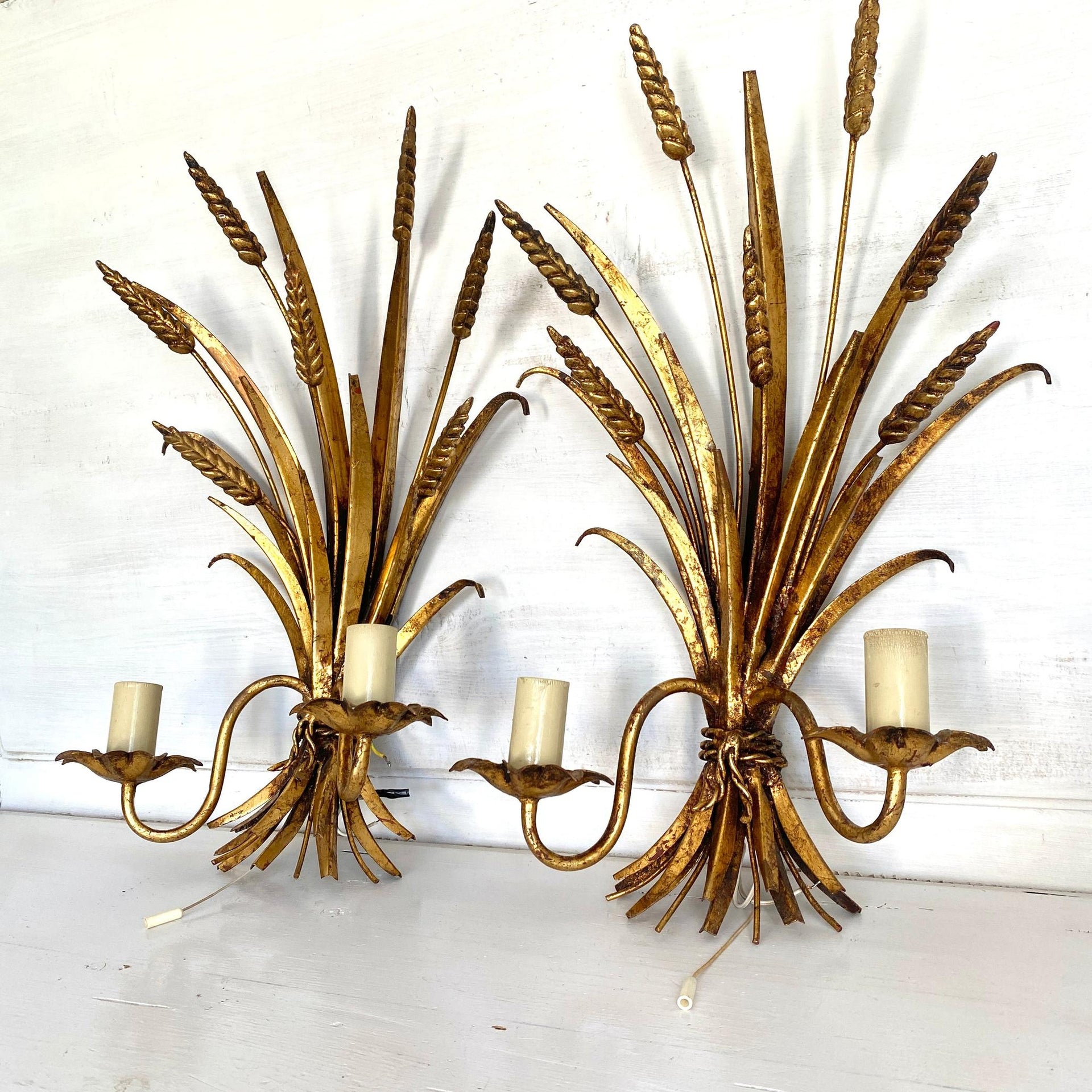 HANS KÖGL gilt tole wall lamps wheat sheaf pair bedside lights sconces with pull cord switch 1970s