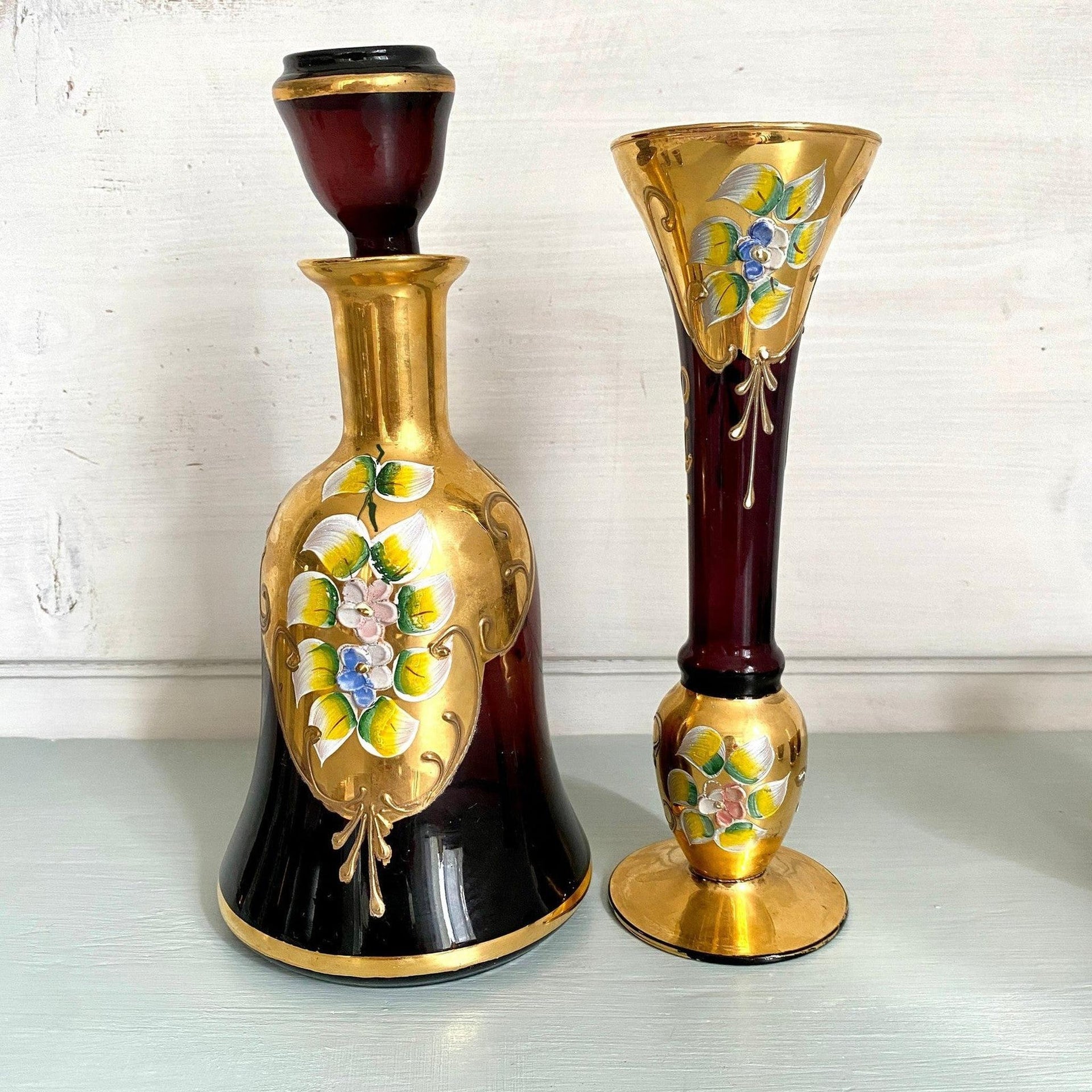 Likörset Murano Glas Tre Fuochi Rubinrot 24kt Gold Emaille Blumen 8-teilig Vintage 60er