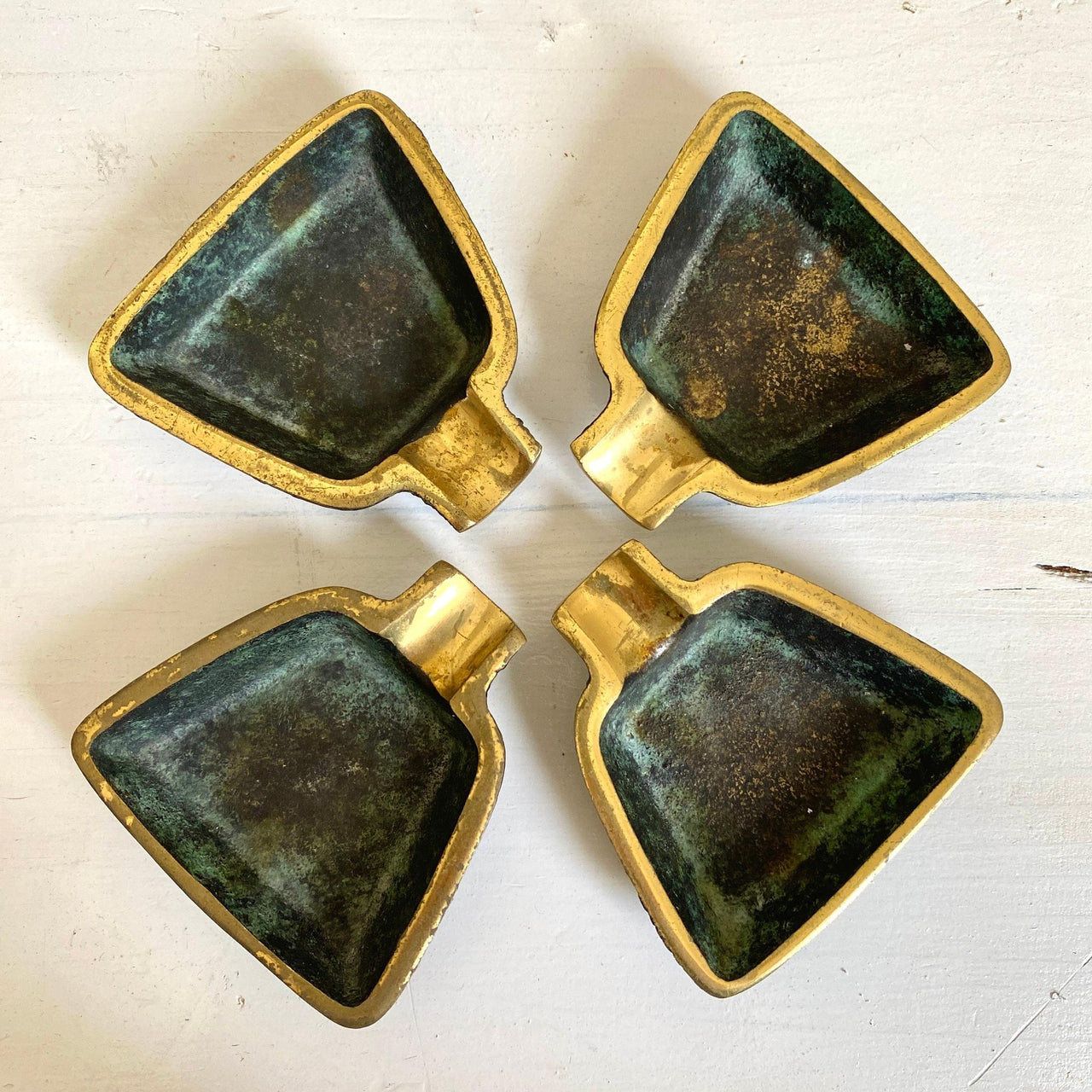 Mid-century stacking ashtray set verdigris brass 50s-Sweet Antik