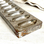 Schokoladenform Antik Pralinenform Laurosch Maikäfer, um 1930