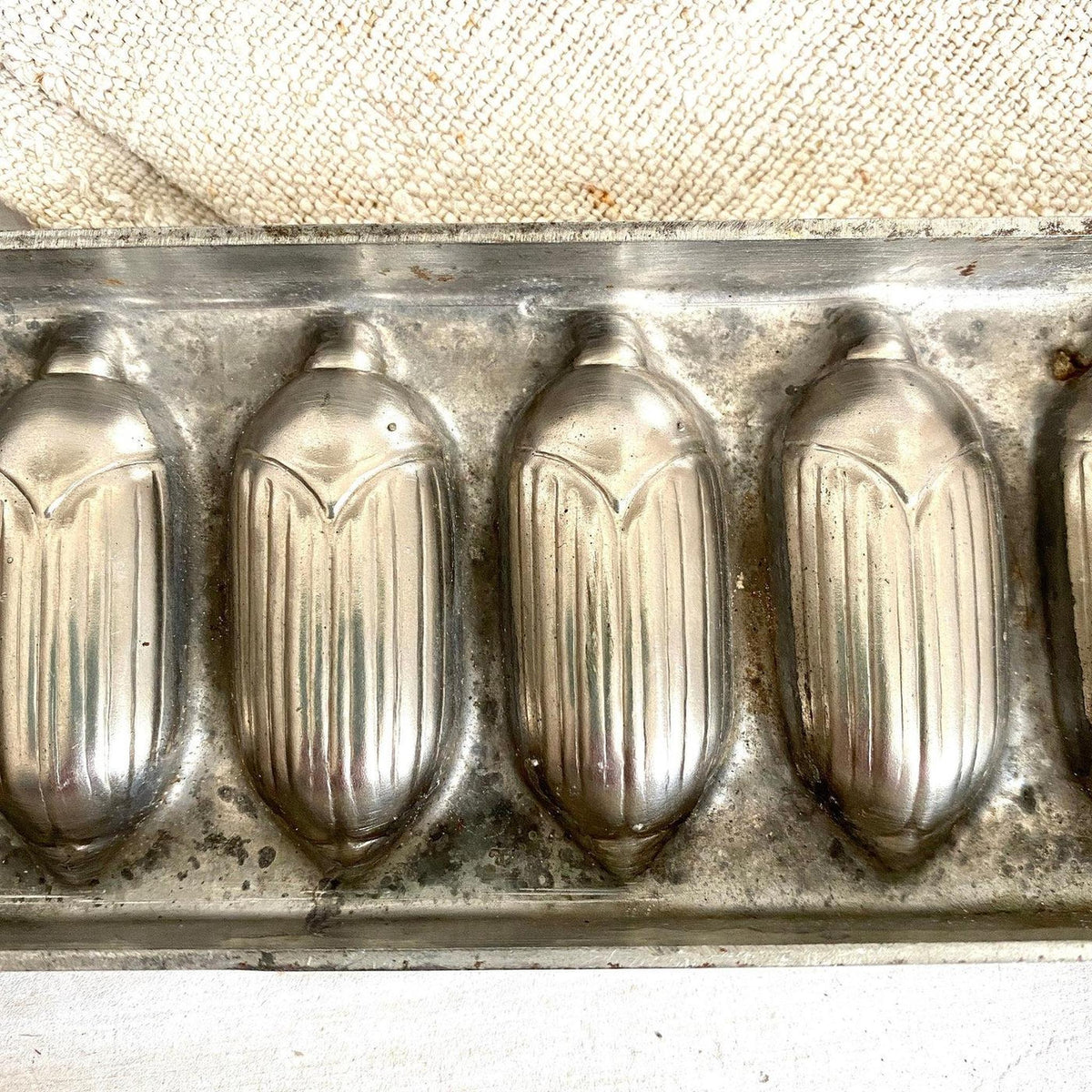 Schokoladenform Antik Pralinenform Laurosch Maikäfer, um 1930