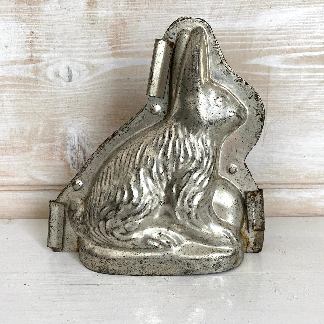 Vintage chocolate mold Easter Bunny rabbit with Egg ,1950s-Sweet Antik