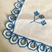 Vintage hand embroidered napkin set blue white open work, 1940s-Sweet Antik