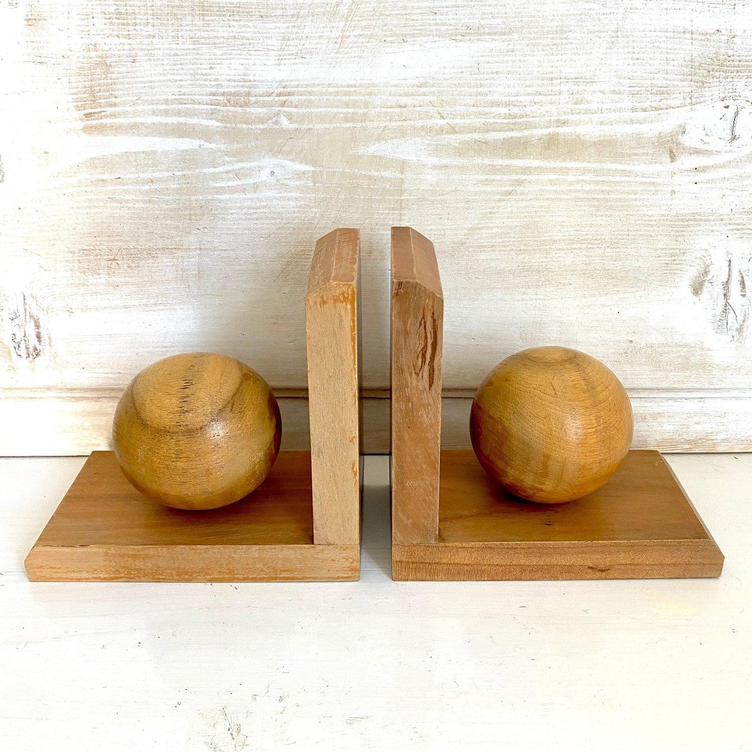 Vintage wooden sphere bookends 60s-Sweet Antik