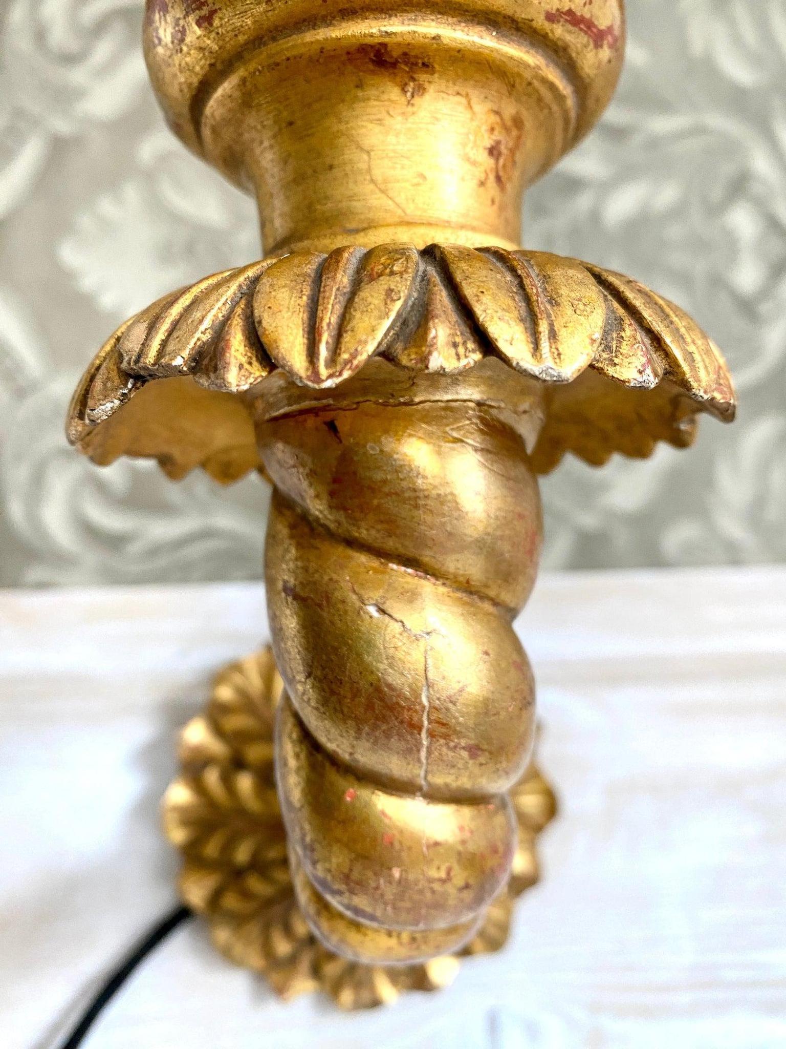 Wandlampe Antik Holz geschnitzt vergoldet, Füllhorn Wandleuchter, um 1930
