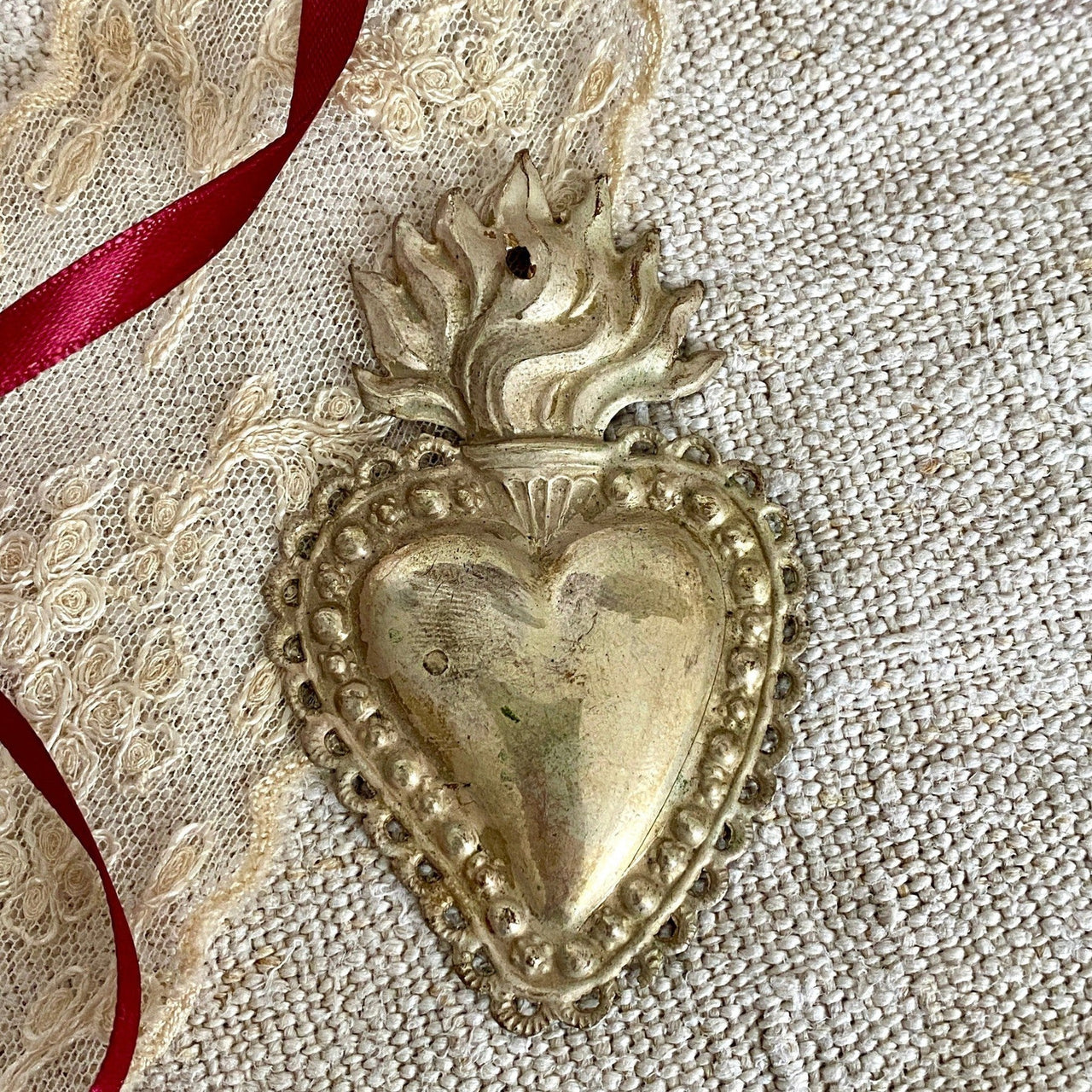 Antique Italian Ex Voto flaming heart silverplate | 0886-vintage-Ex Voto-Sweet Antik