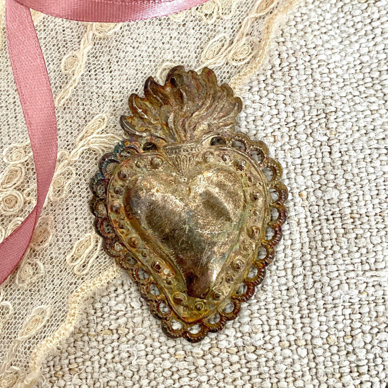 Antique small Ex Voto flaming heart silverplate | 0885-vintage-Ex Voto-Sweet Antik