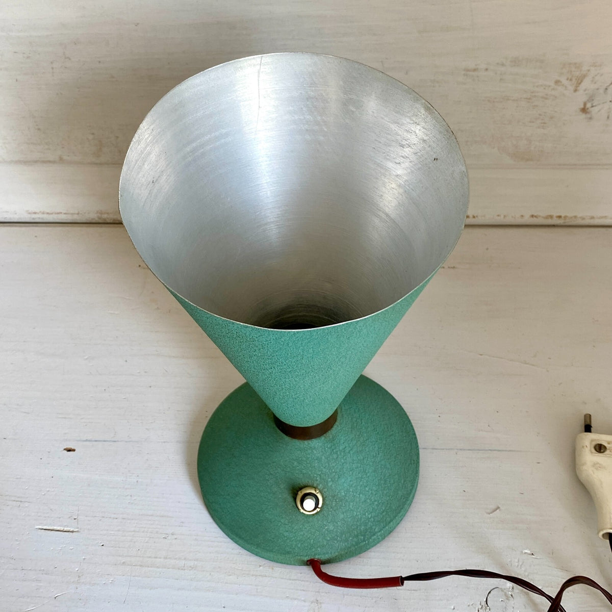 Midcentury Tv Lampe 50er Tischlampe Hammerschlag Lack Aluminium Italien-SweetAntik