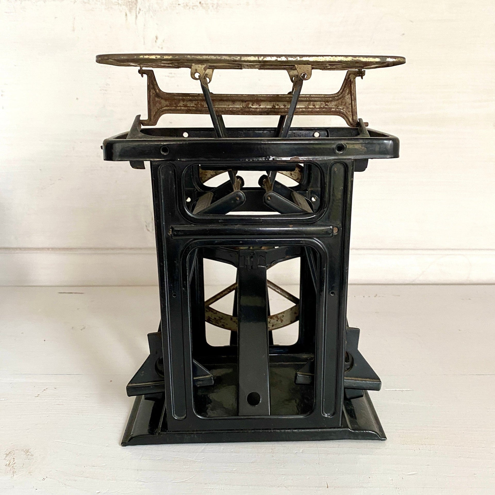 vintage-1930s letter scale 500 gr retro office decor-Sweet Antik