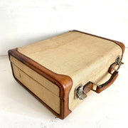 vintage-1950s picnic suitcase in leather and canvas, with accessories for two-Sweet Antik