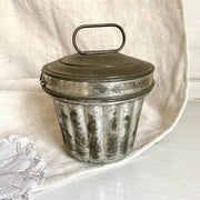 vintage-Antique pudding tin mold with lid 1900s Victorian kitchen decor-Sweet Antik