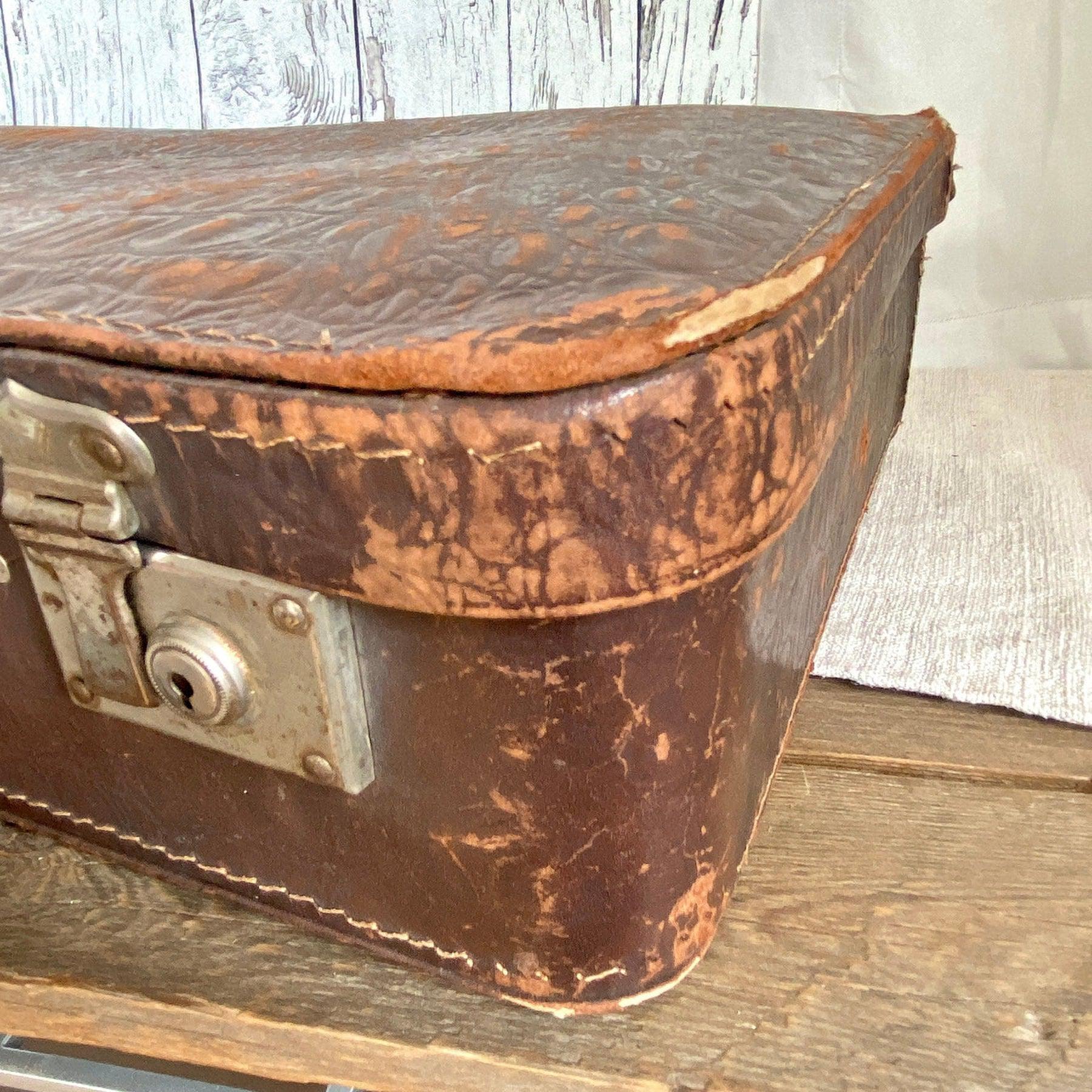 Antique leather suitcase, 1940s-vintage-luggage-SweetAntik