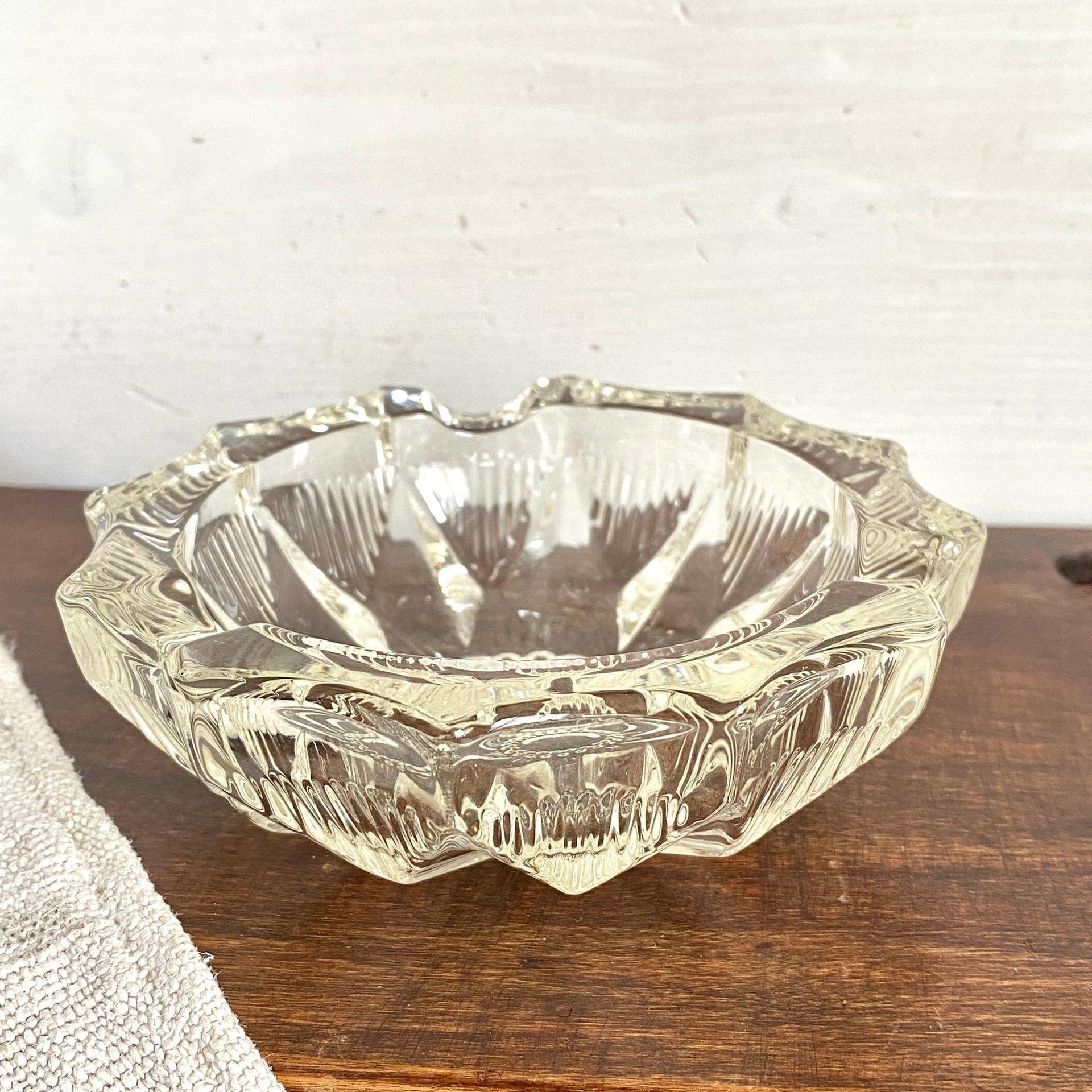 Aschenbecher Glas Vintage Pressglas, um 1960