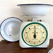 Krups Küchenwaage mit zwei emaillierten Schalen Vintage 40er Jahre