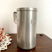 Messbecher aus Aluminium 1/4 Liter, Vintage 40er Jahre