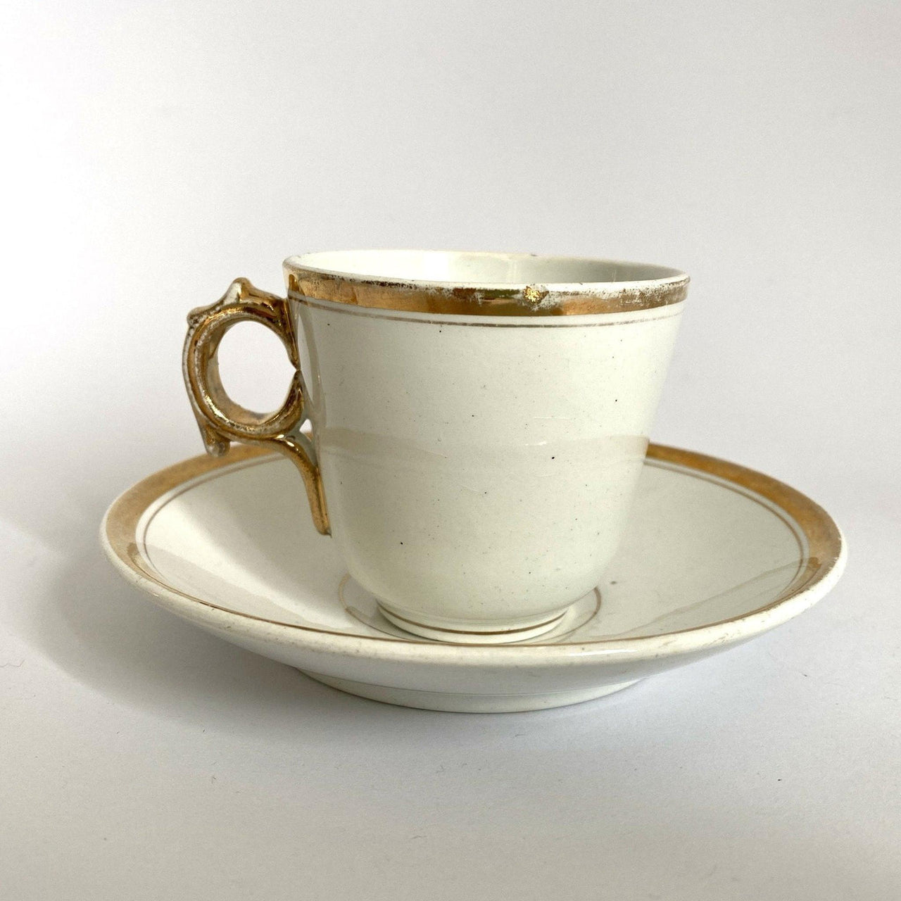 Regout Keramik Tasse Kaffeetasse Antik mit Goldrand Maastricht 19. Jhd.