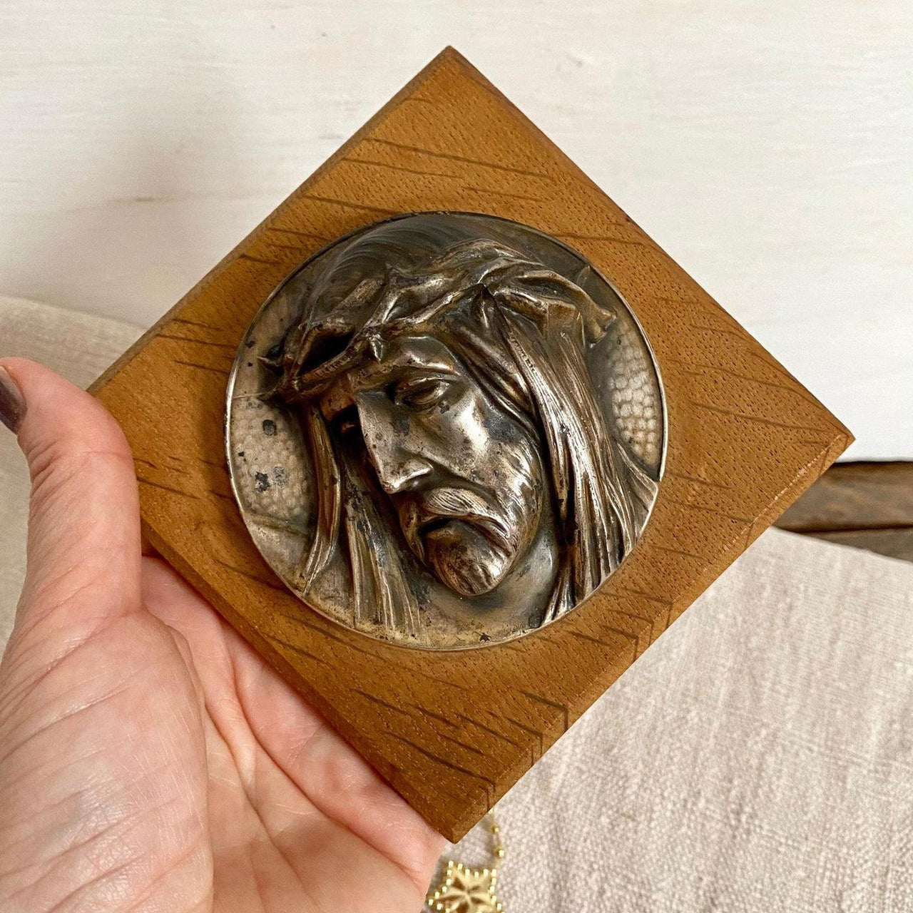 Wandfigur Jesus Antlitz versilbert Gesicht Wandbehang 30er Jahre