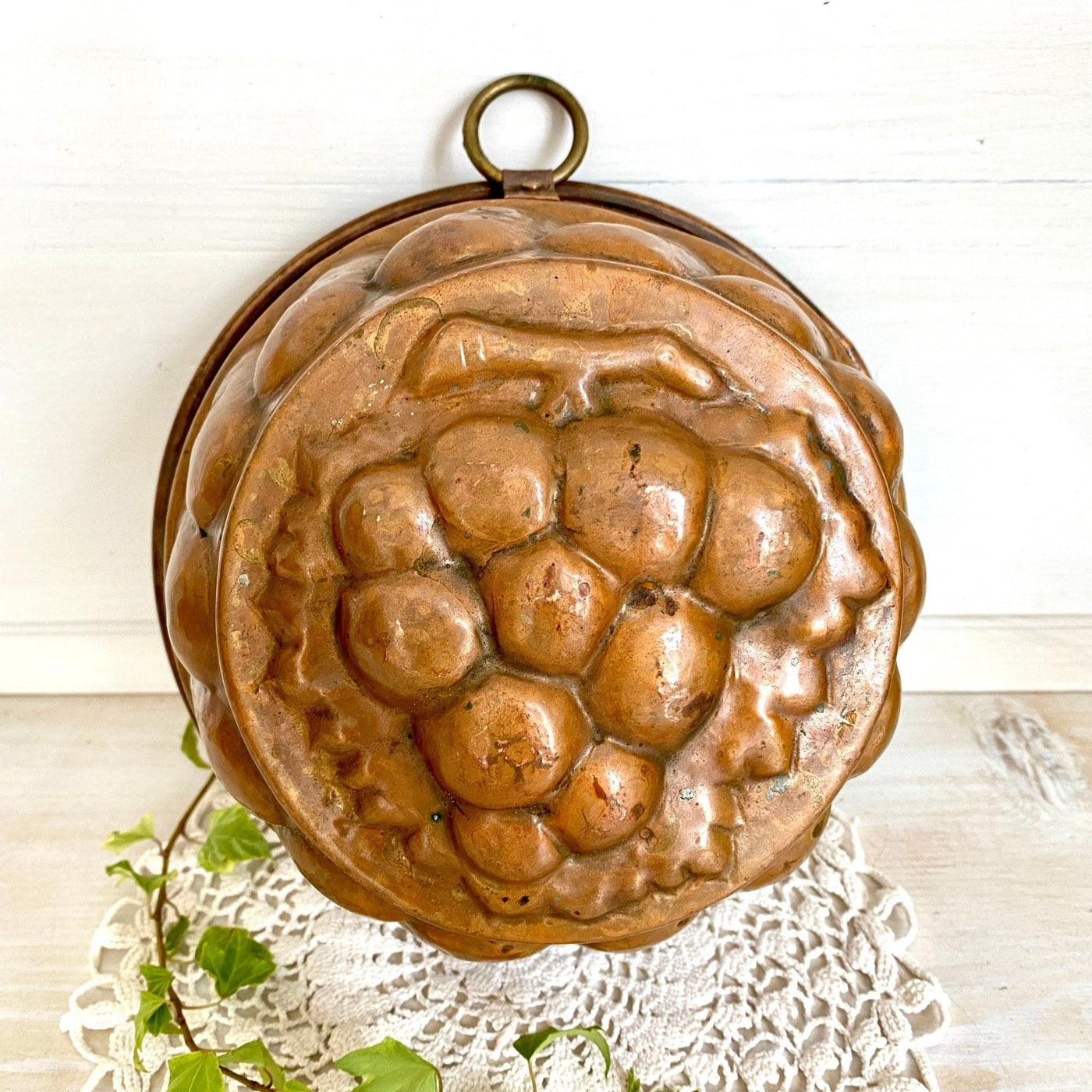 Antique copper grape mold, 1930s-vintage-Pudding mould-SweetAntik