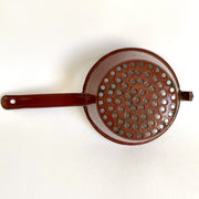 Enamel farmhouse colander-vintage-enamelware-SweetAntik