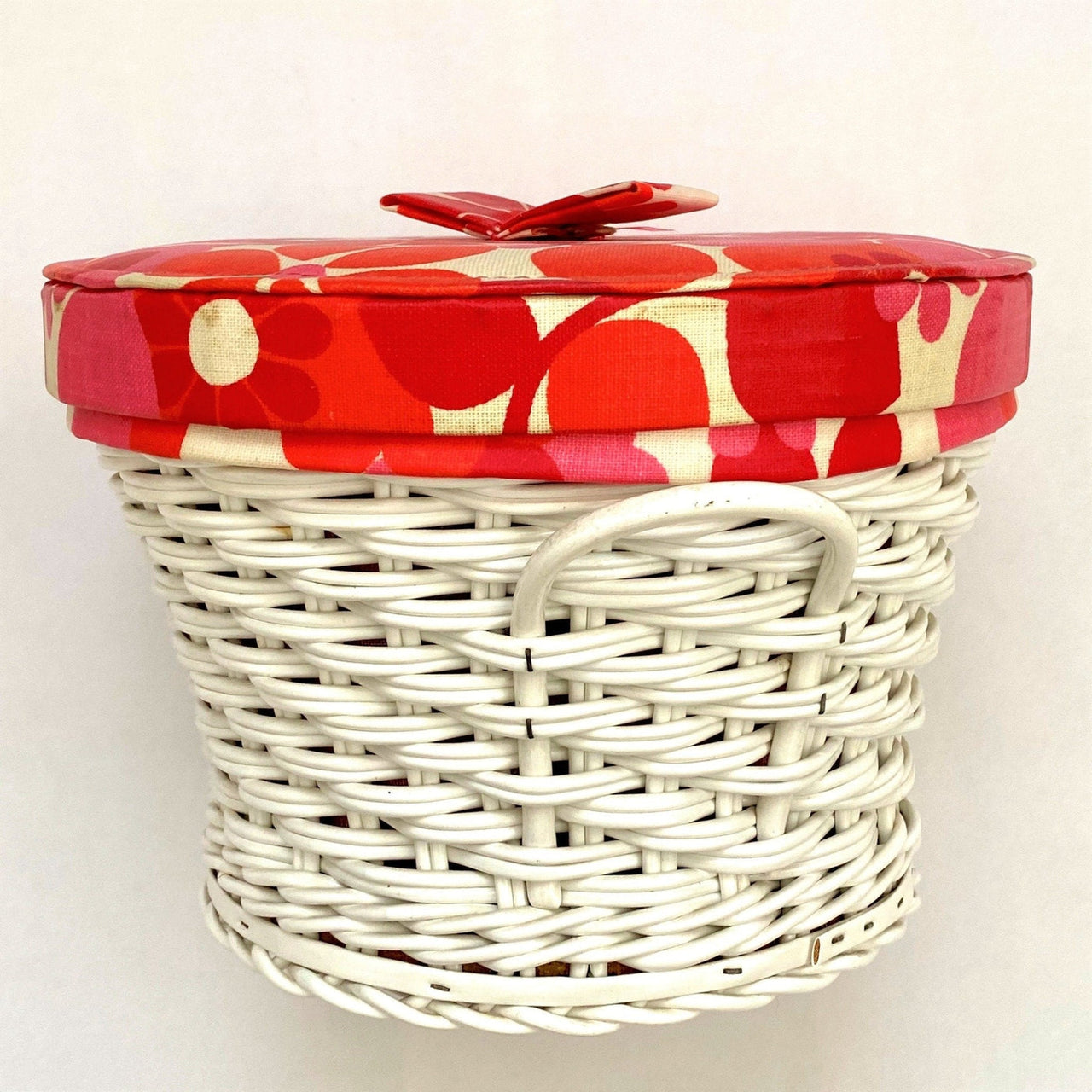 Rattan sewing basket, 1970s-vintage-basket-SweetAntik