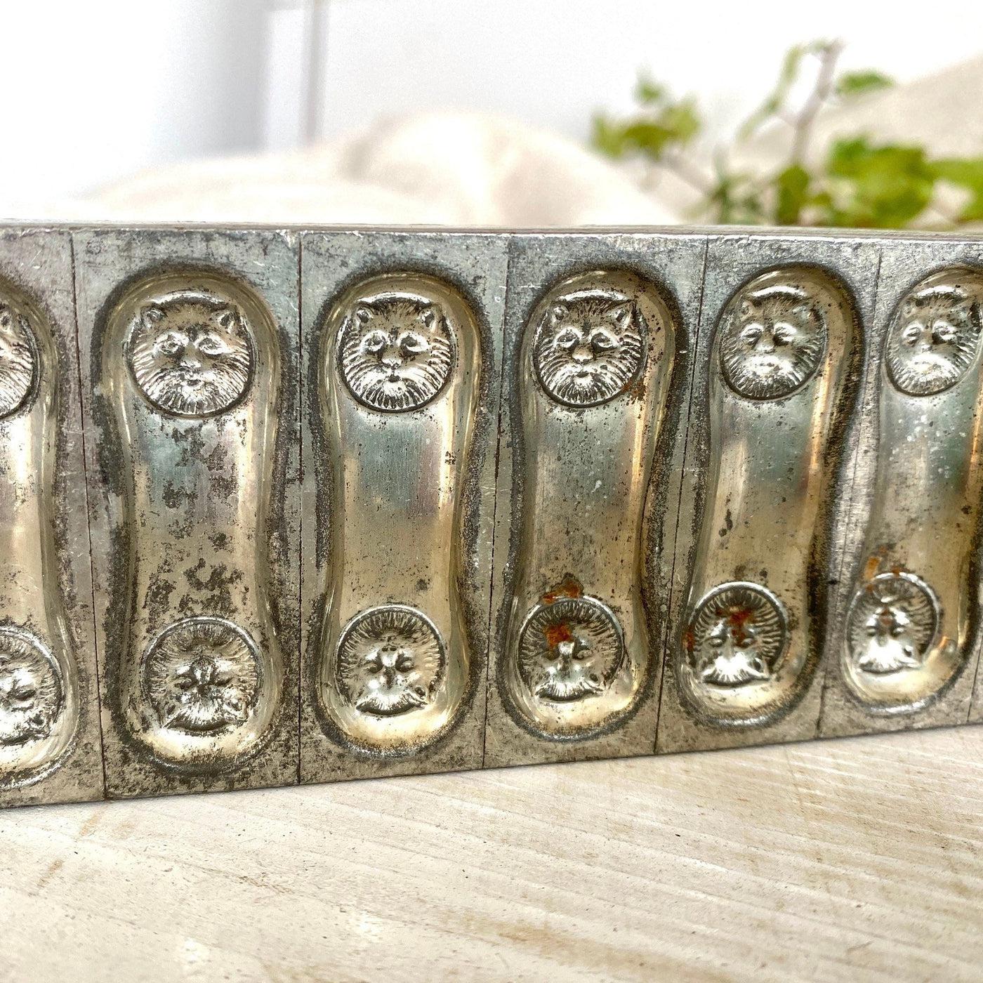 vintage Antique German chocolate mold 30s cat tongues - Sweet Antik