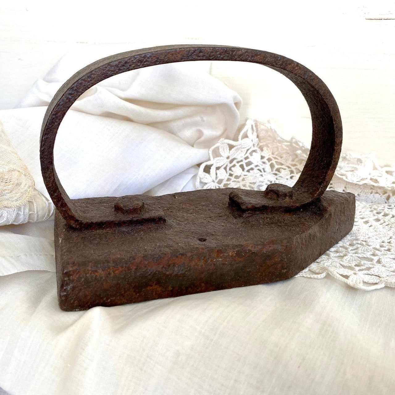 vintage Antique clothes iron, sad iron, 1800s - Sweet Antik