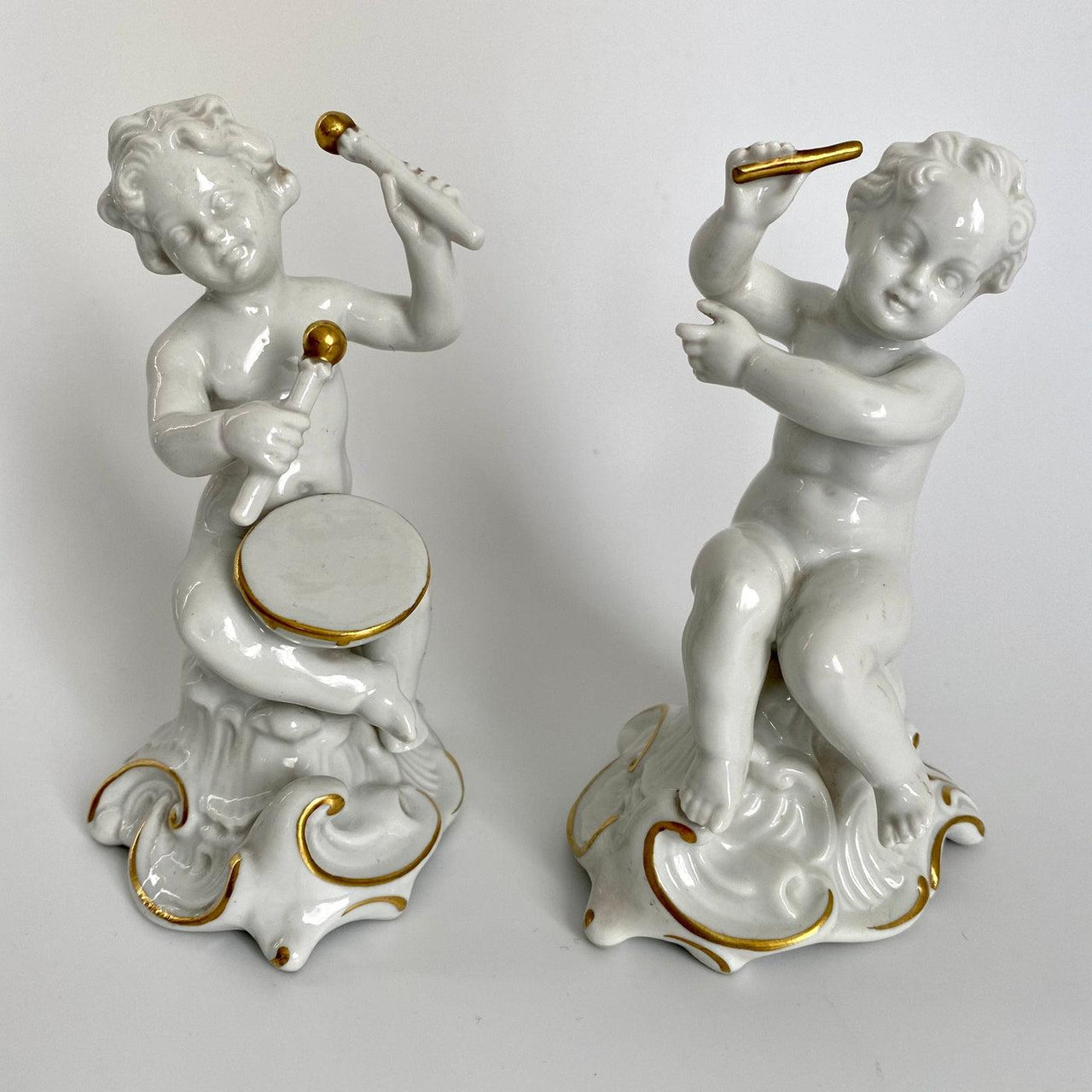 vintage Porcelain Capodimonte putti musicians pair figurines, 1950s - Sweet Antik